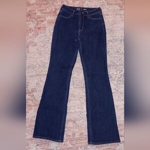 Old Navy High Rise Wow Flare Women's size 4 Tall